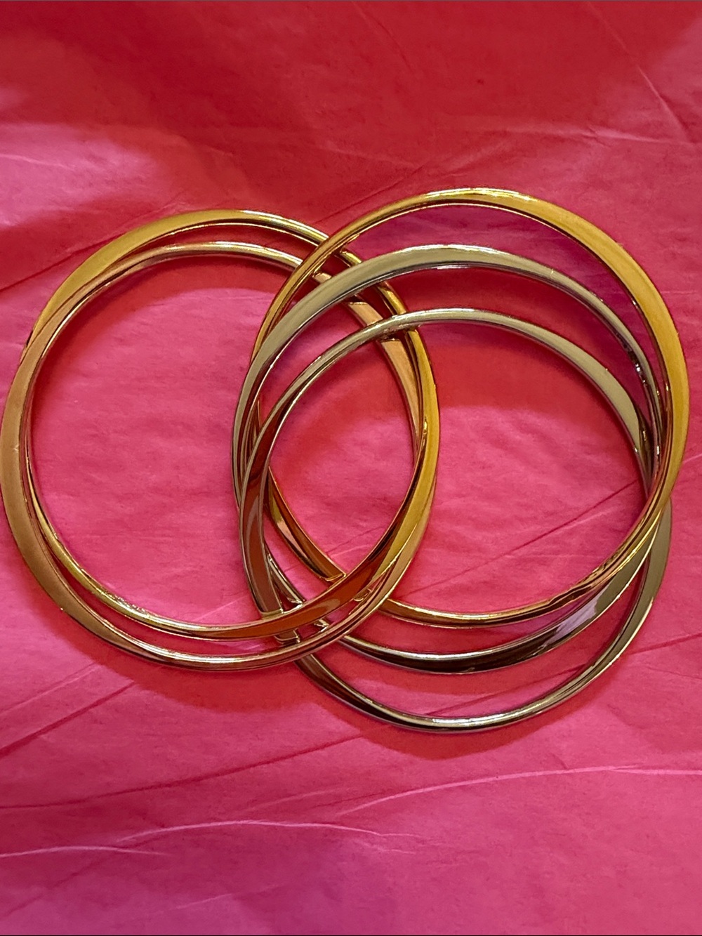Source Unknown Gold Silver and Rose Gold Tone Stackable Bangle Bracelet Set